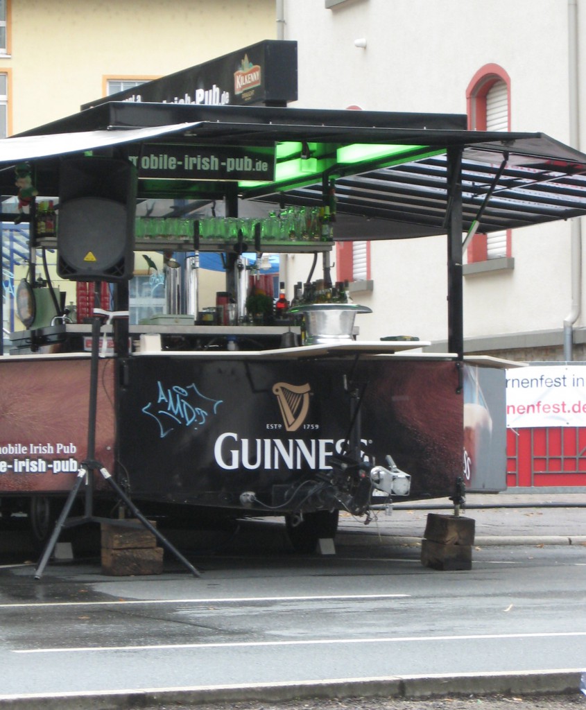 mobile irish pub